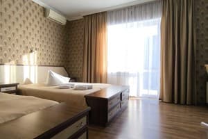 Рекреационный комплекс Hermes Resort Hotel. Комфорт трехместный  5