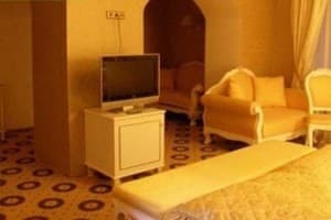 Спа-отель Royal Hotels and Spa Resorts(Женева). Люкс трехместный Executive Suite корпус Promenad (двухкомнатный) 3